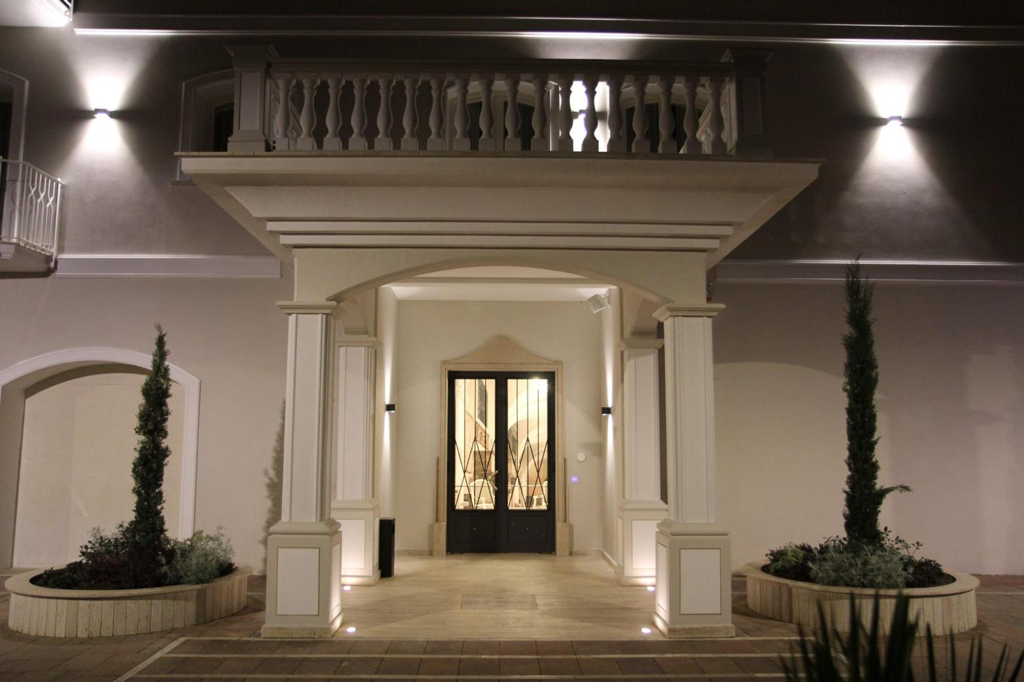 Suites & Apartments Liola' Castrocielo ภายนอก รูปภาพ