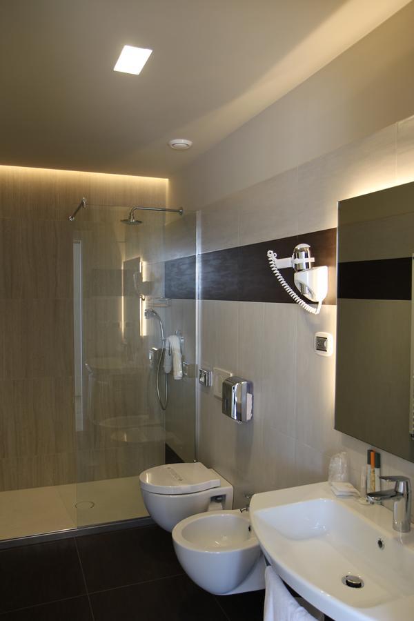 Suites & Apartments Liola' Castrocielo ภายนอก รูปภาพ